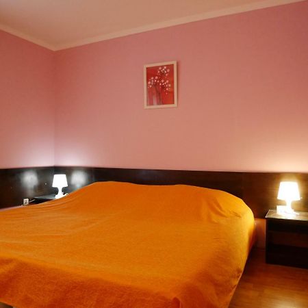 Guest House Yanina Βάρνα Εξωτερικό φωτογραφία