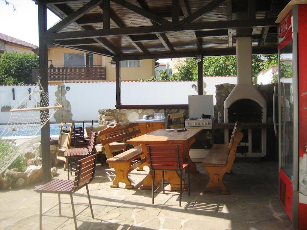 Guest House Yanina Βάρνα Εξωτερικό φωτογραφία