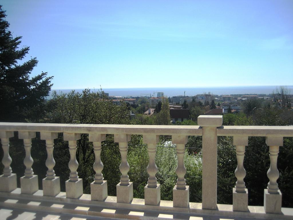Guest House Yanina Βάρνα Εξωτερικό φωτογραφία