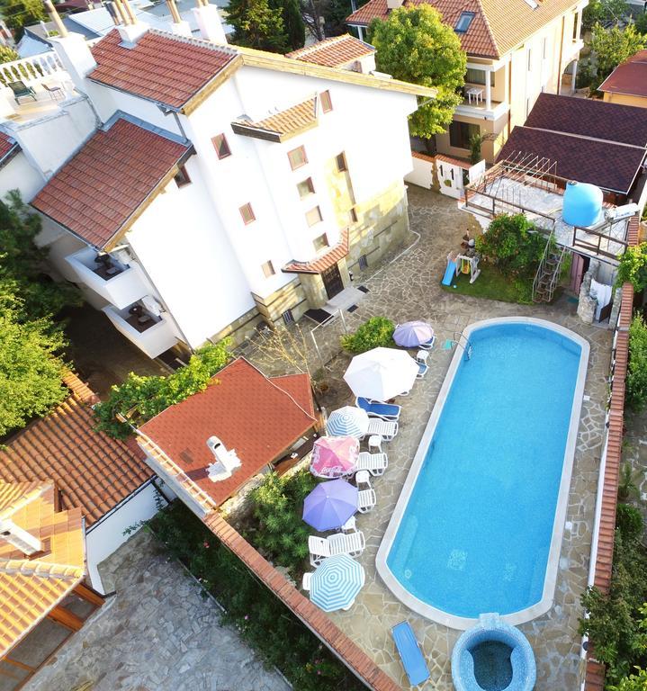 Guest House Yanina Βάρνα Εξωτερικό φωτογραφία