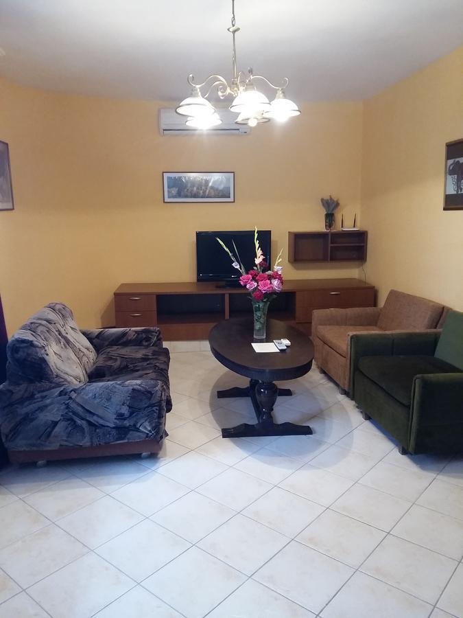 Guest House Yanina Βάρνα Εξωτερικό φωτογραφία